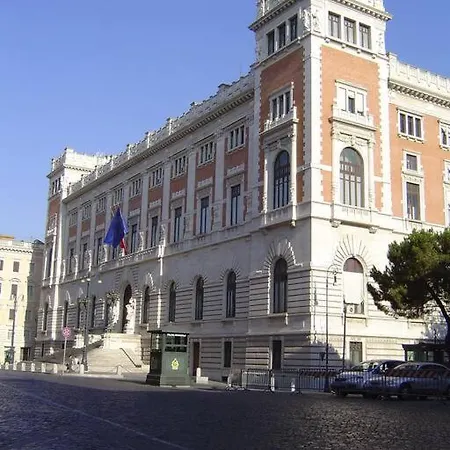 Casa Parlamento アパート